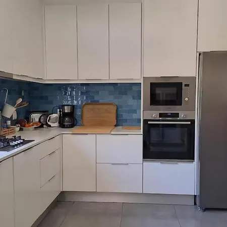 Beautiful House In Quinta Da Balaia 아파트