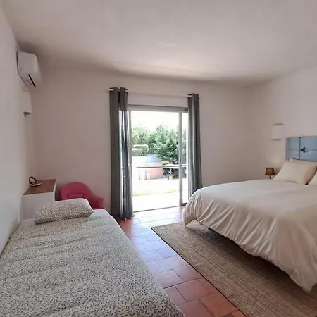 Beautiful House In Quinta Da Balaia